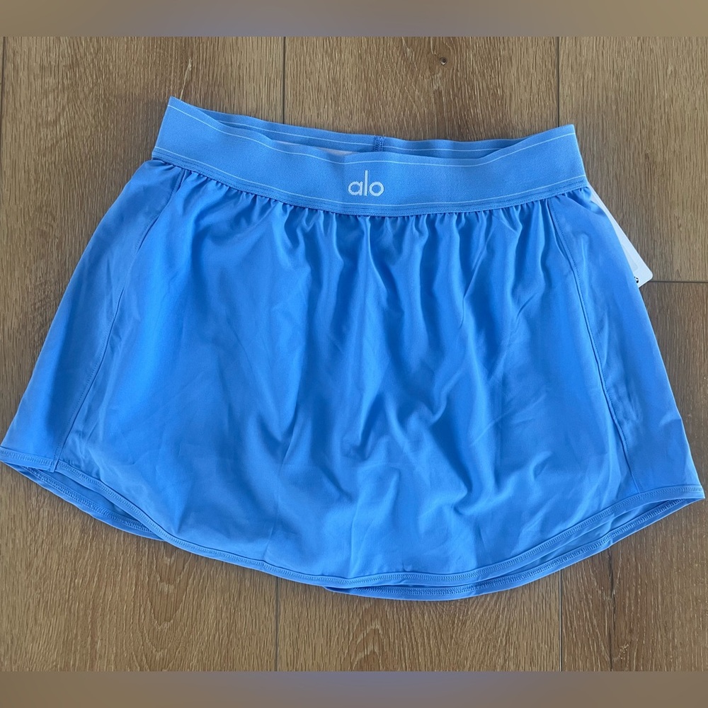 Alo crystal clear blue match point tennis skirt medium